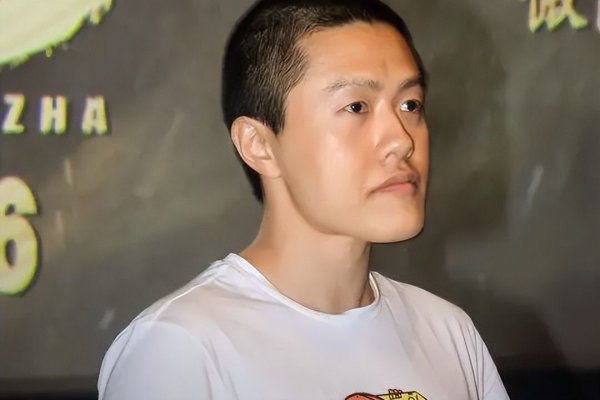 开云体育(中国)官方网站一边自学三维动画制作-Kaiyun·体育「全站」登陆入口官方网站登录入口